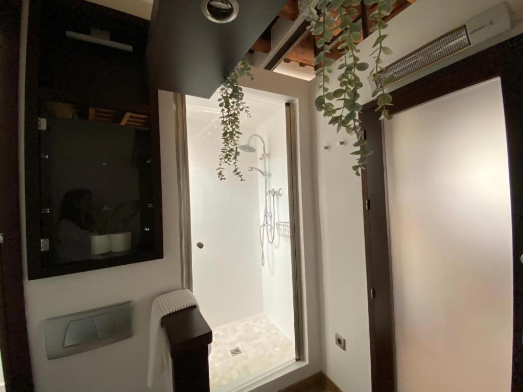 Hostfy Centro Puerta Osario Apartamento Sevilha Exterior foto